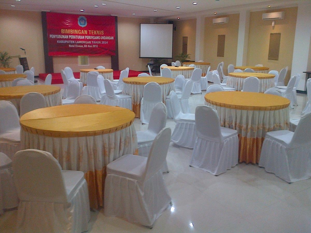 Hotel Elresas Lamongan ภายนอก รูปภาพ